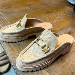 Donald Pliner Brand New Loafers